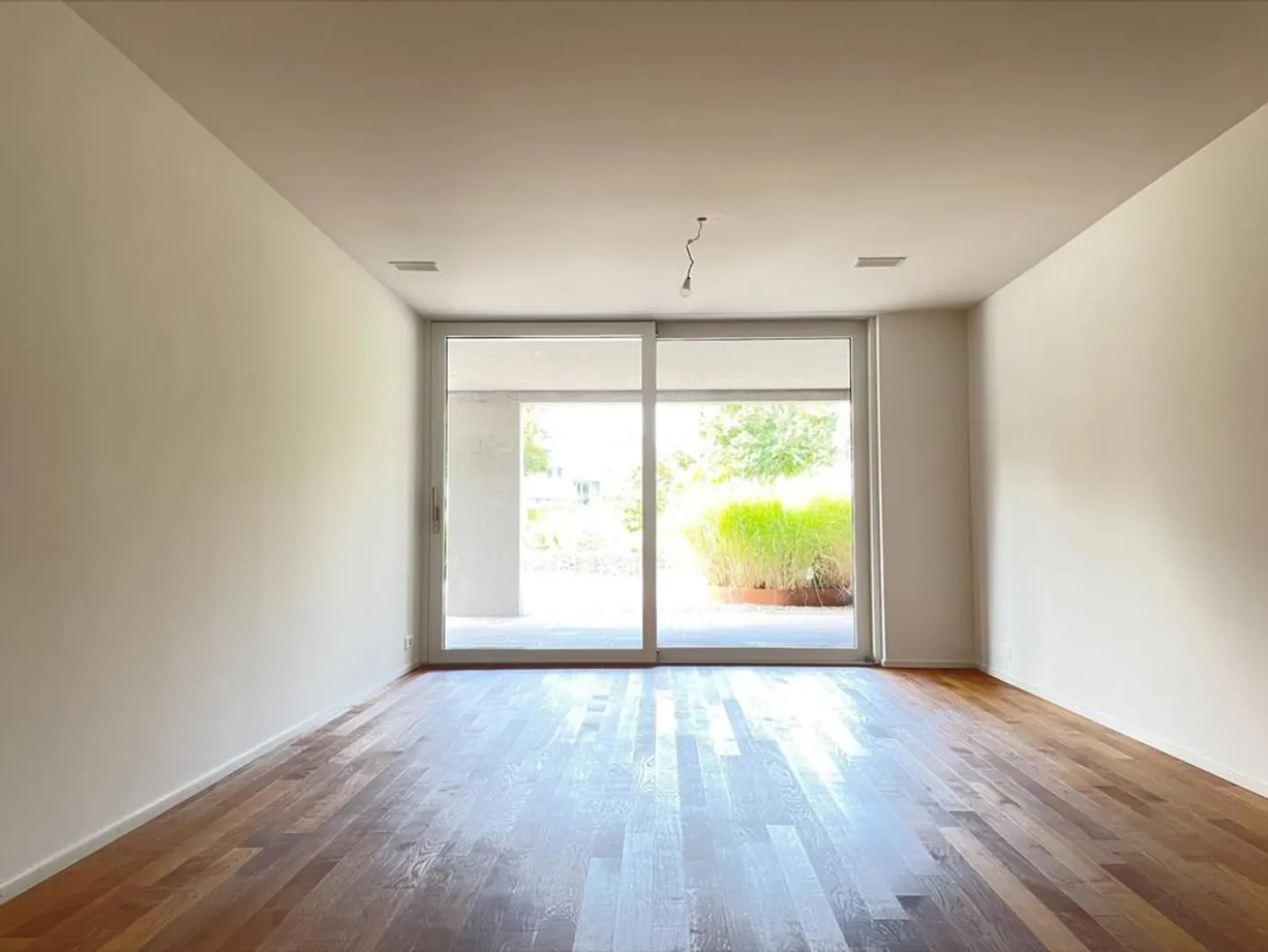 Moderne Wohnung mit Garten - Foto 5 von 8