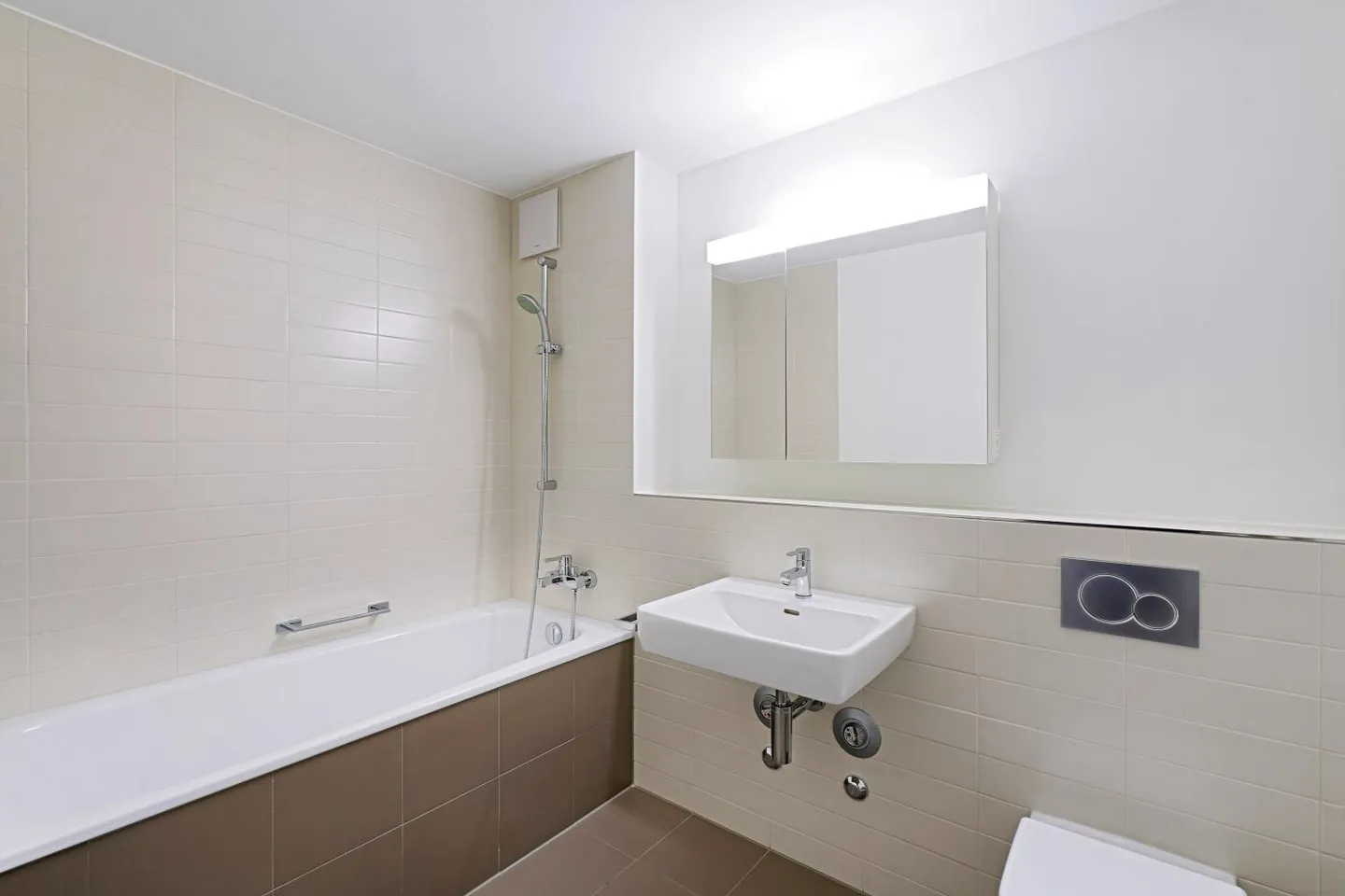 Helle 3.5-Zimmer Wohnung in Aesch - Foto 3 von 5