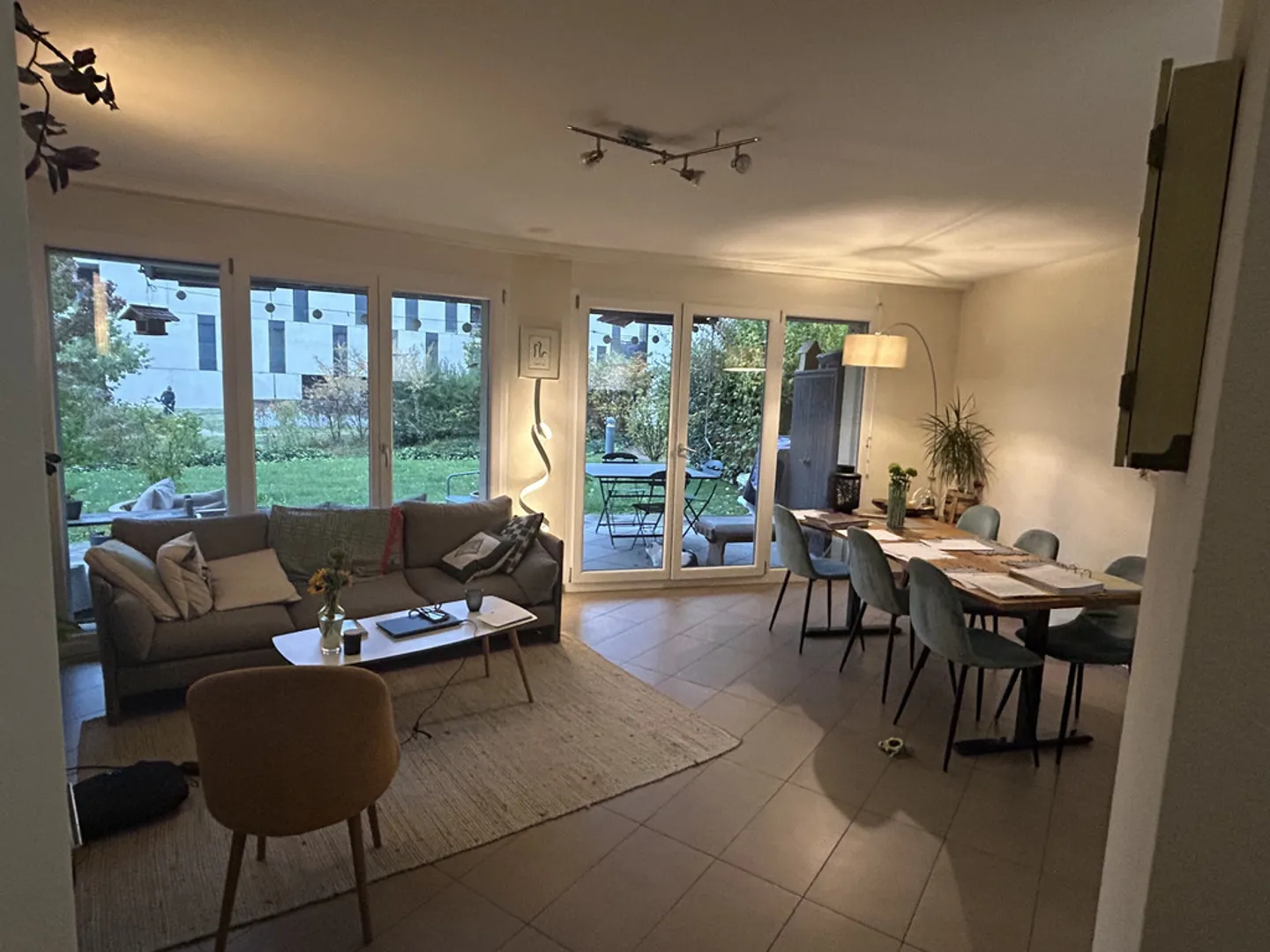 Charmant 3.5 pièces 71m2 avec terrasse et parking à Lausanne - Photo 2 sur 5