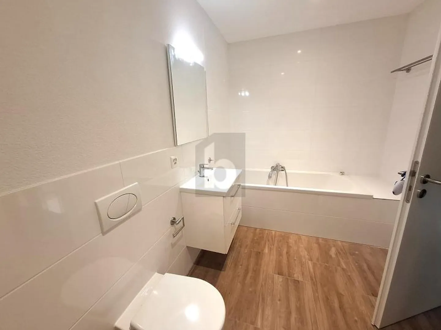 Duplex Moderne avec Jardin - Photo 3 sur 6