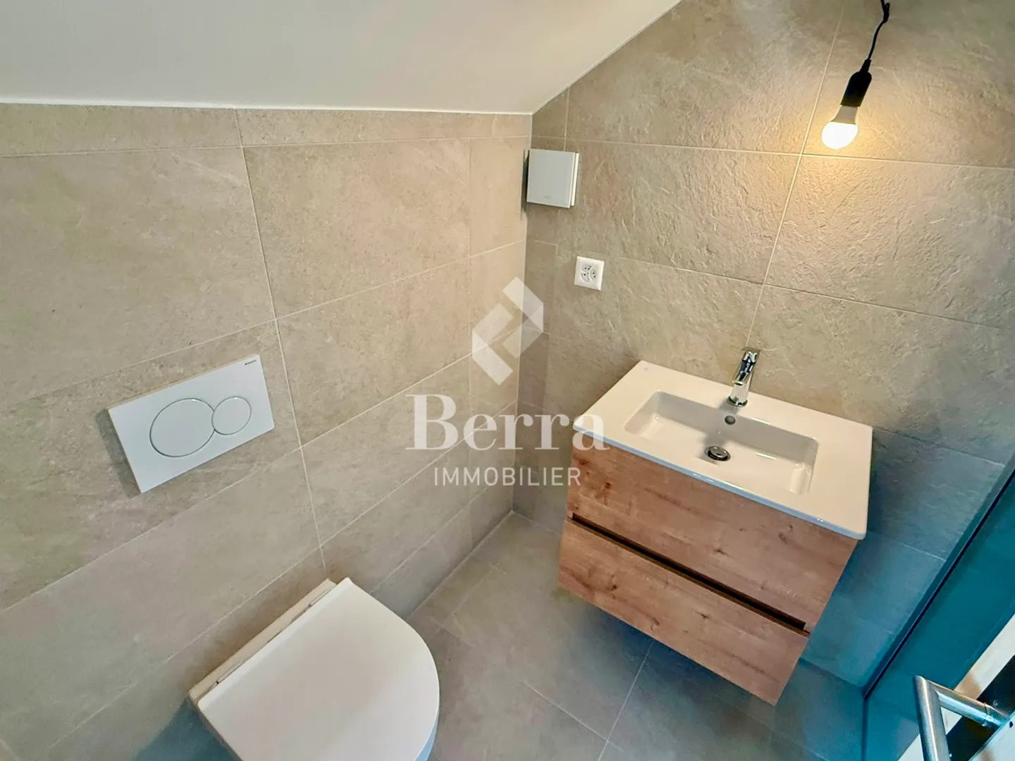 Magnificent 4.5-room triplex! - Photo 11 of 19
