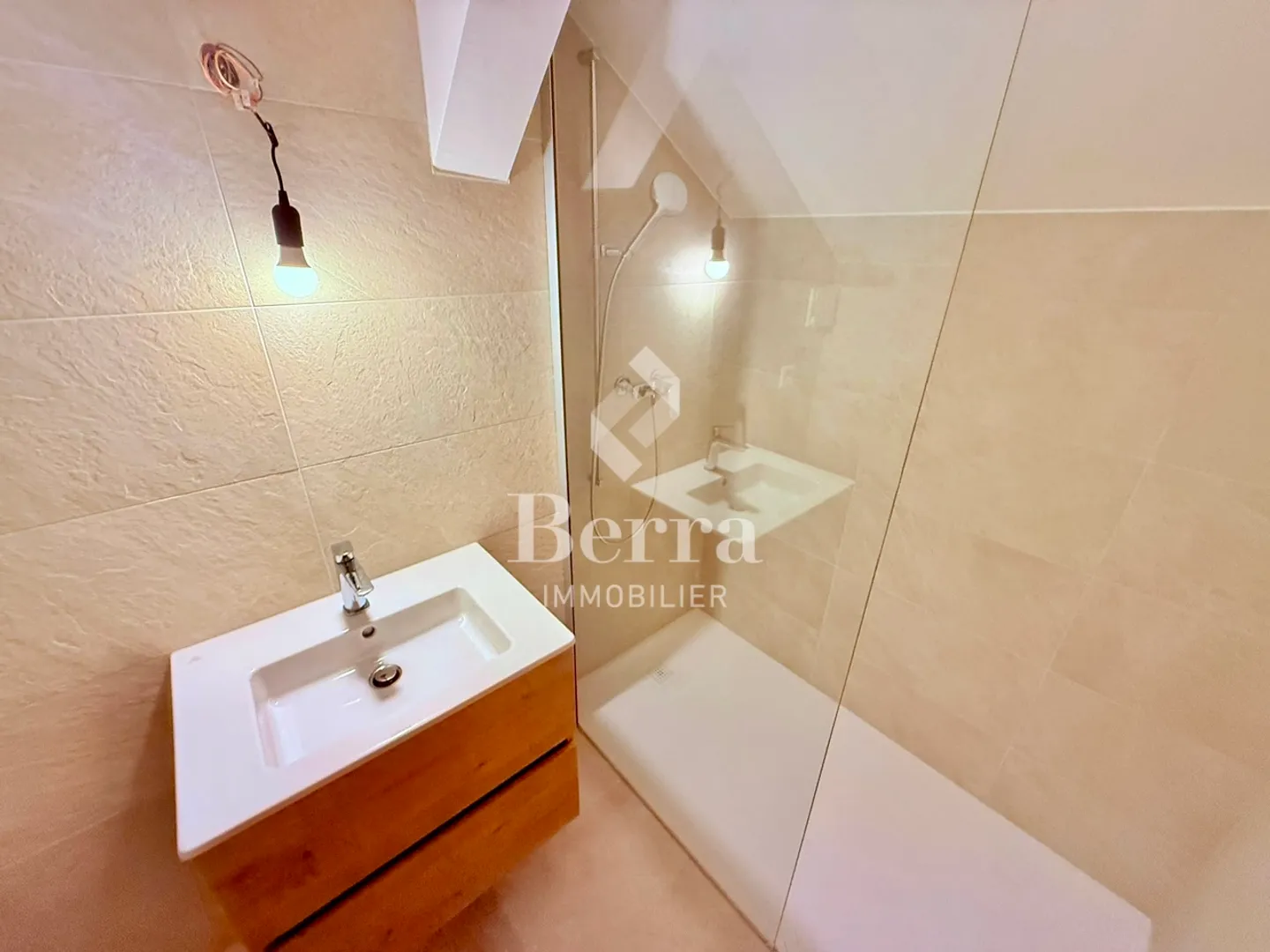 Magnificent 4.5-room triplex! - Photo 8 of 19