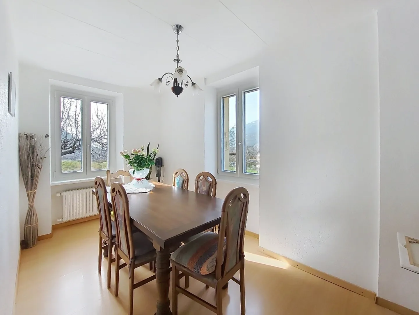 Pramagnon, maison familiale avec 230m2, pelouse et places de parking extérieures - Photo 8 sur 29