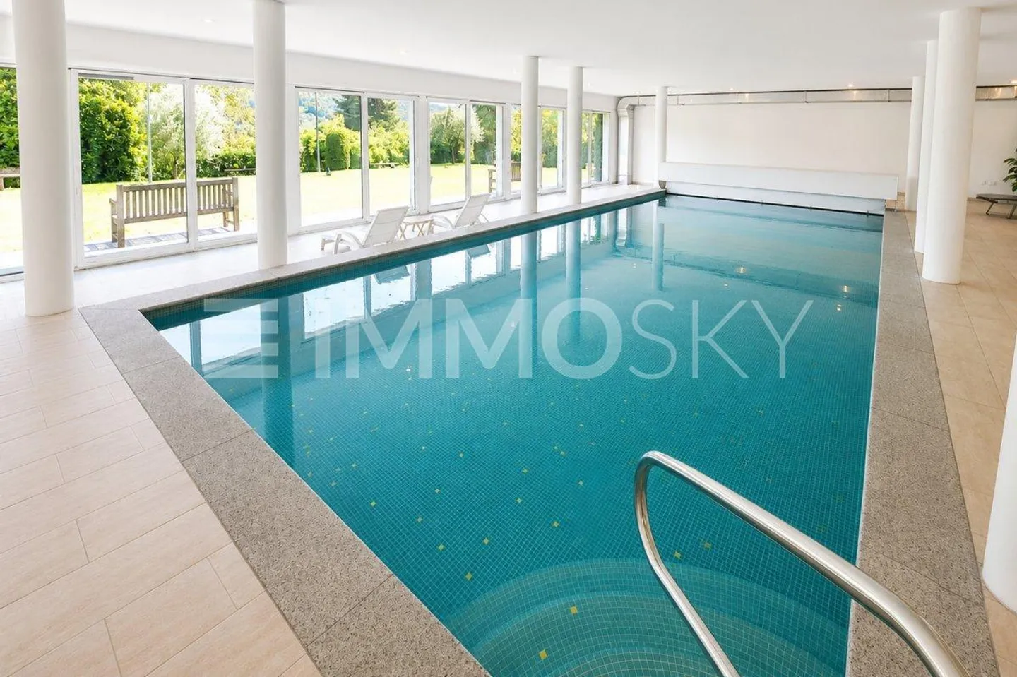 Splendid Luxury Panoramic Apartment in Collina d'Oro - Photo 1 of 5