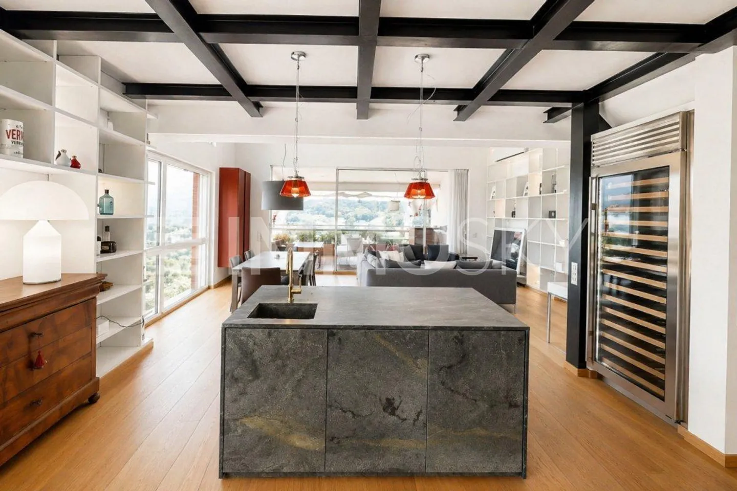 Splendid Luxury Panoramic Apartment in Collina d'Oro - Photo 3 of 5