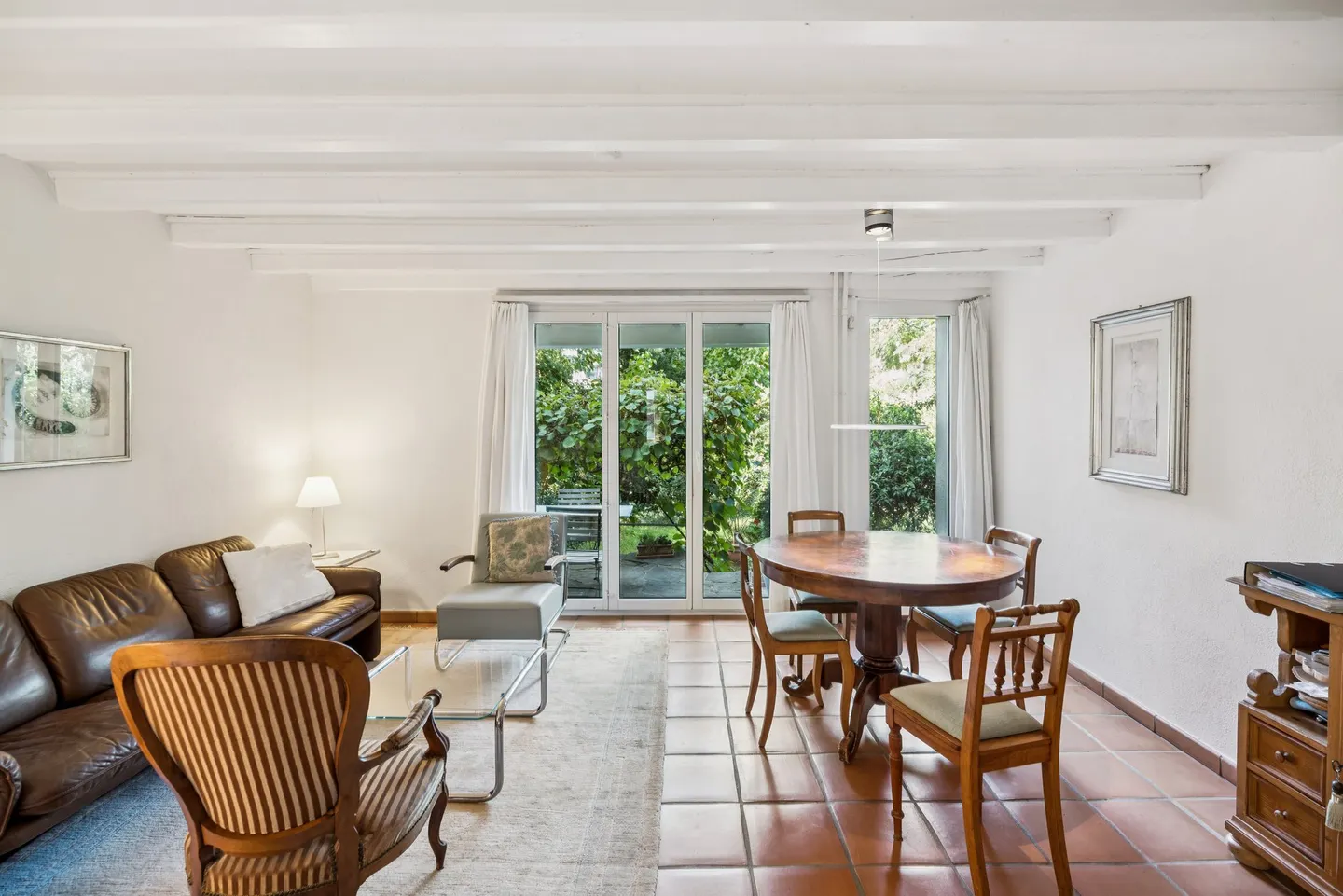 Casa a schiera affascinante con giardino - Foto 2 di 7