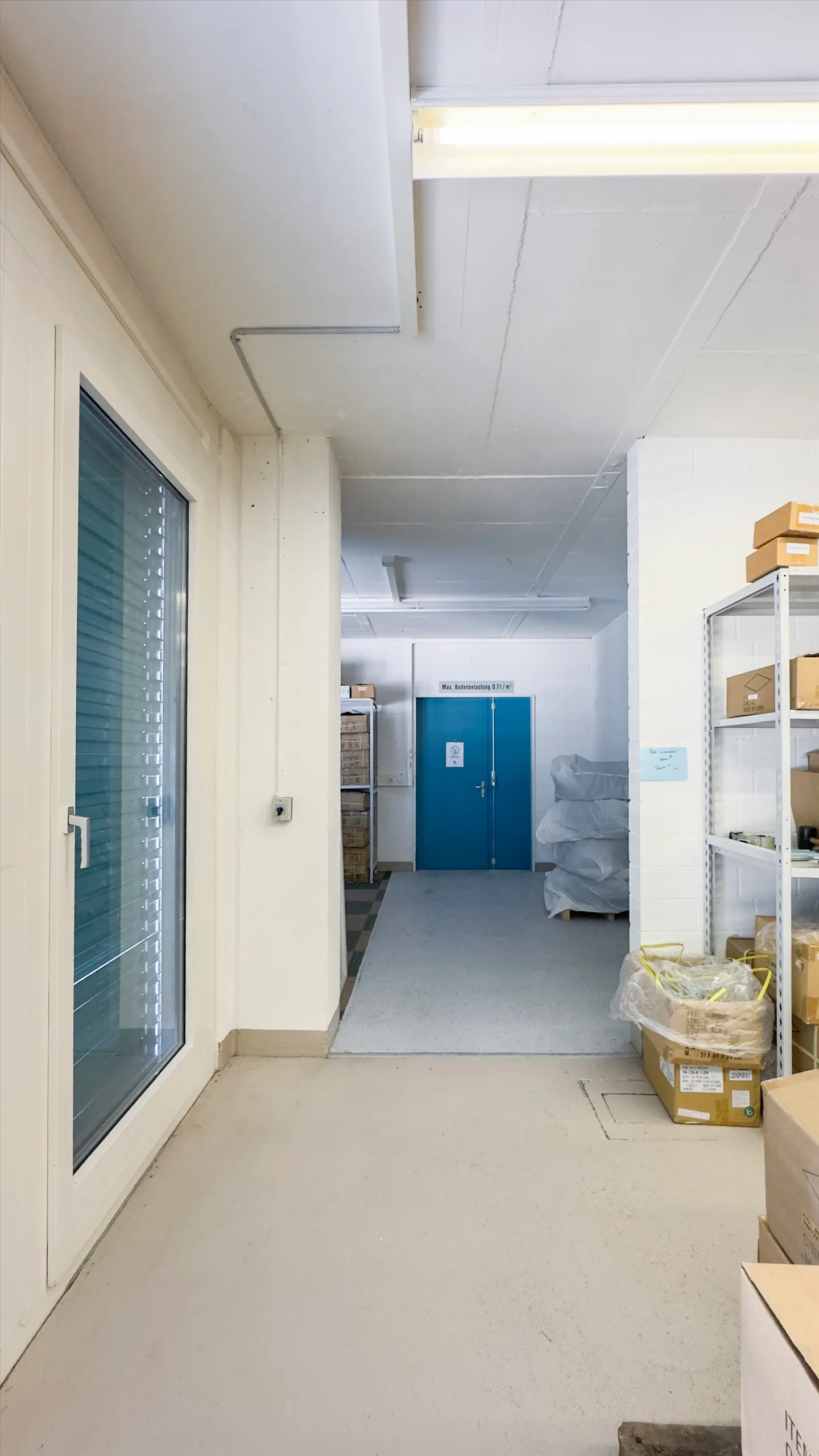 Bureau pour une utilisation polyvalente ! - Photo 3 sur 7