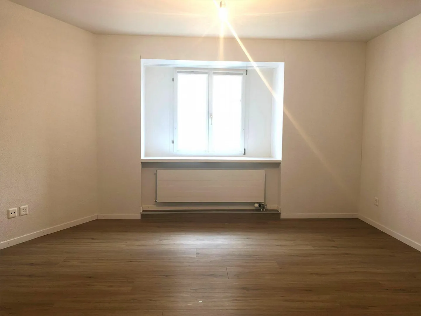 Charming apartment in the center of Brunnen - Photo 4 of 5