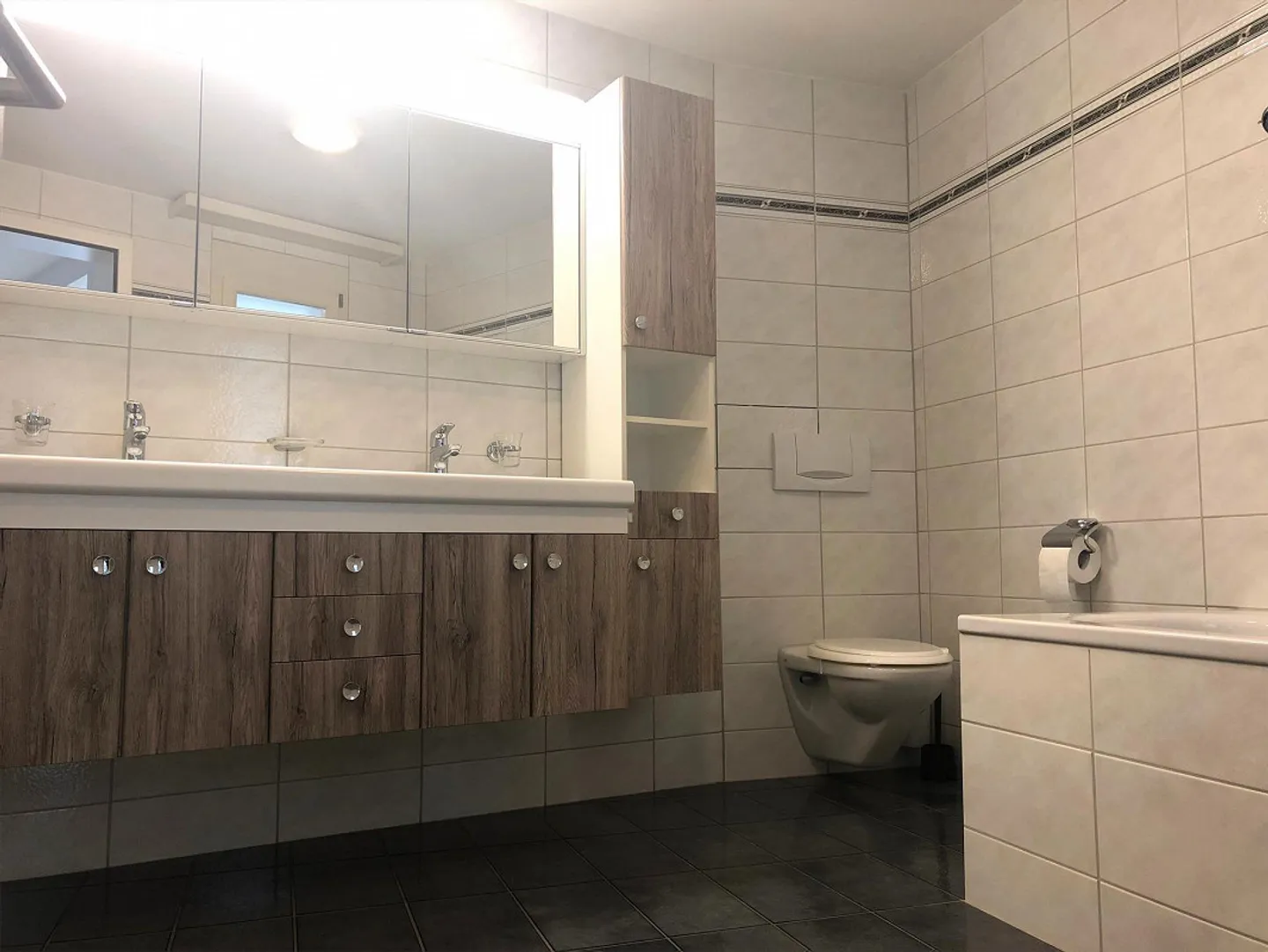 Charming apartment in the center of Brunnen - Photo 5 of 5