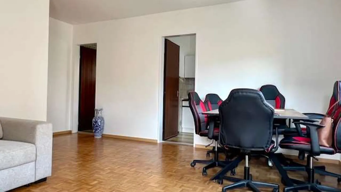 Komfortables Apartment mit Seeblick - Foto 3 von 10