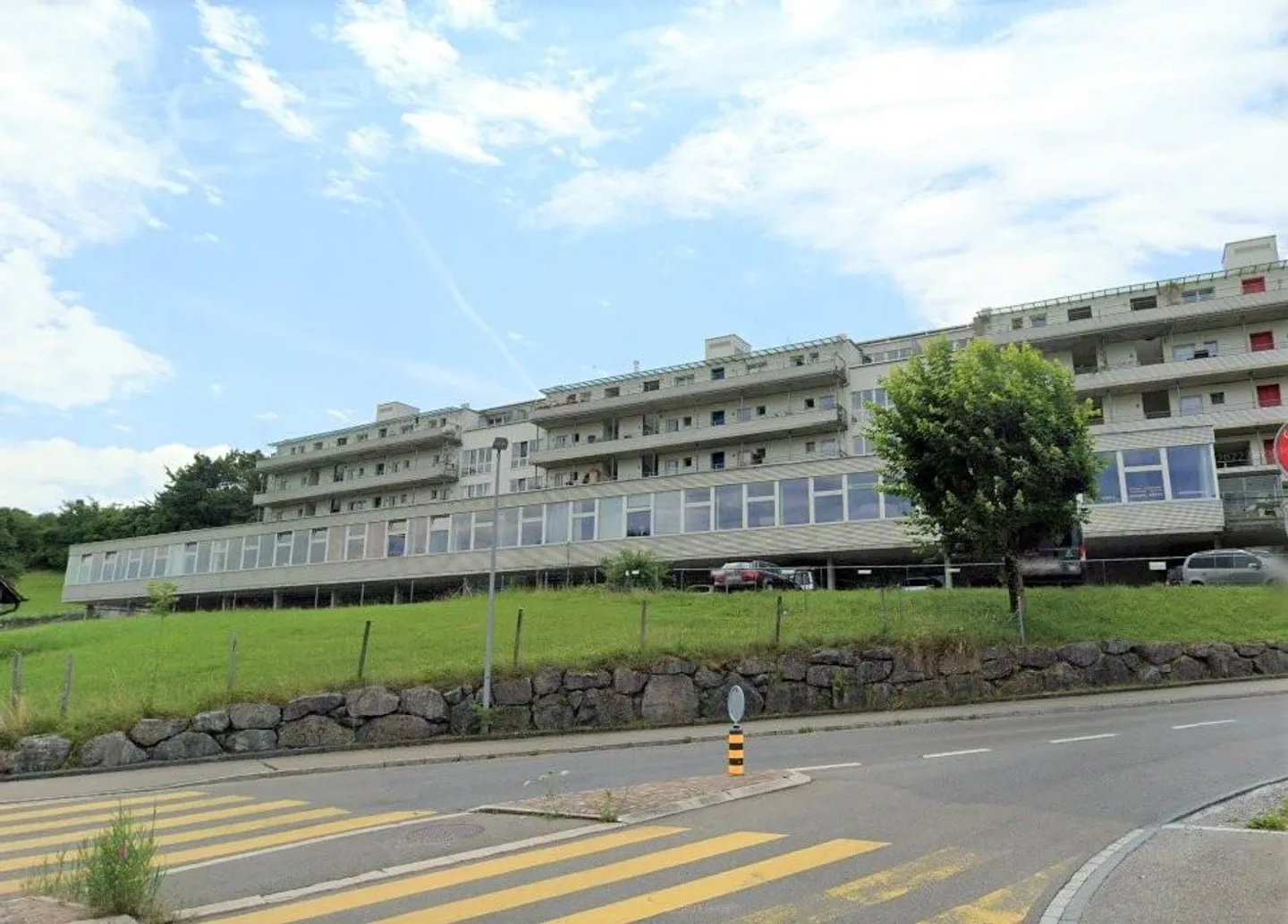 Attraktiver Gewerberaum im Erdgeschoss mit Seesicht - Foto 1 von 4