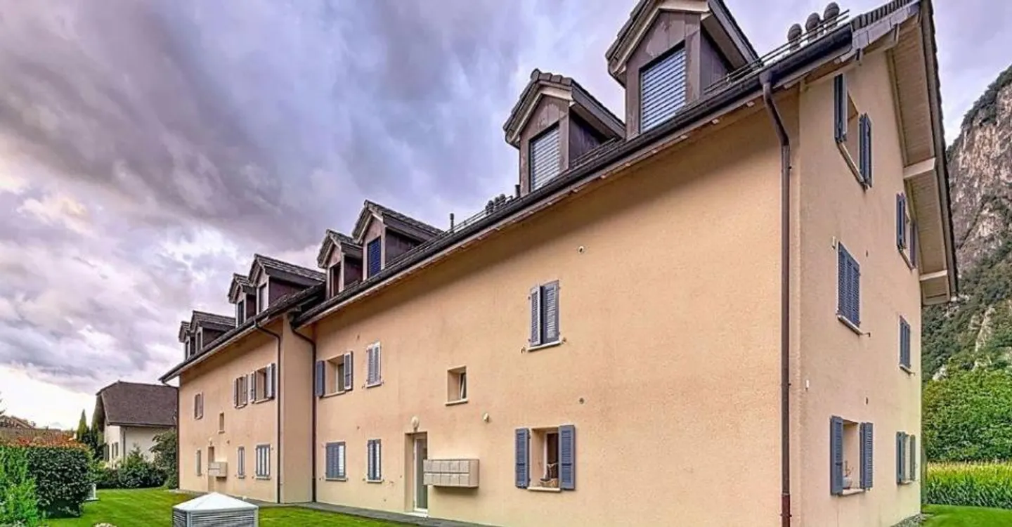 Appartement de 2.5 pièces disponible dans la commune de Chessel - Foto 1 von 8