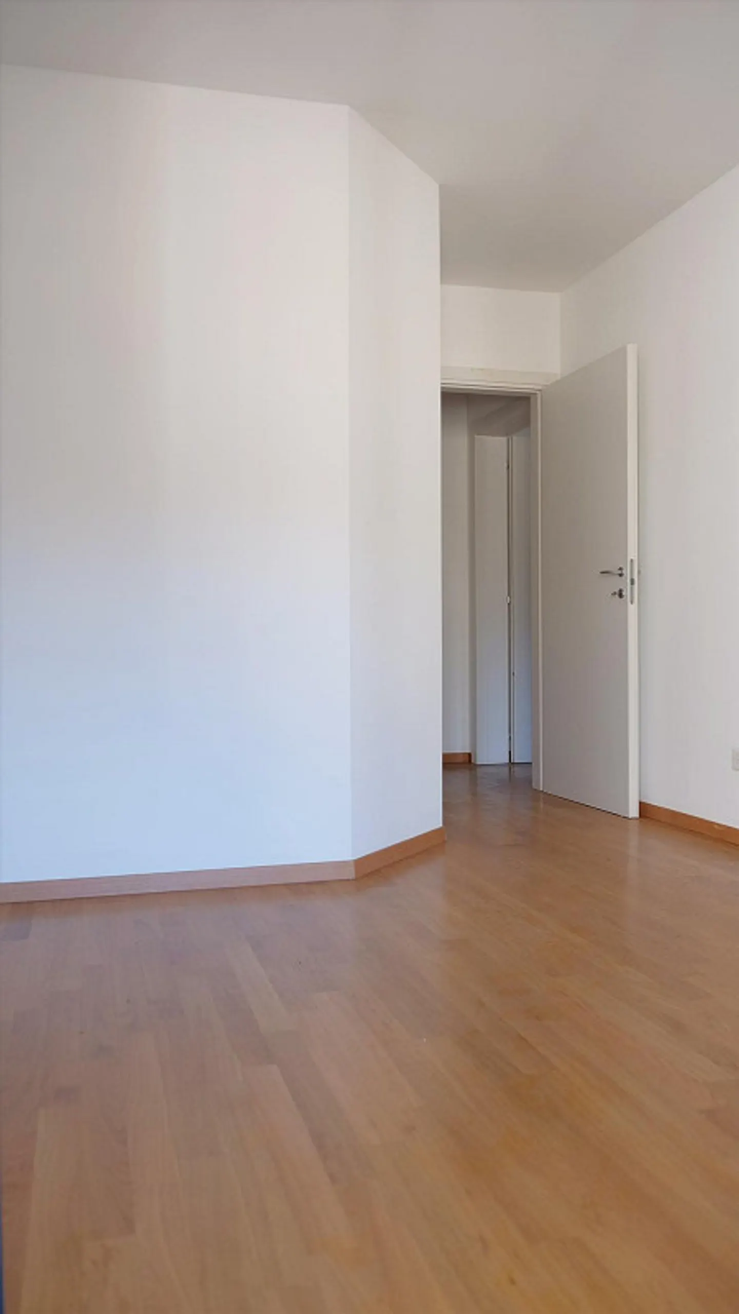 3.5 rooms in a strategic area - Photo 6 of 7