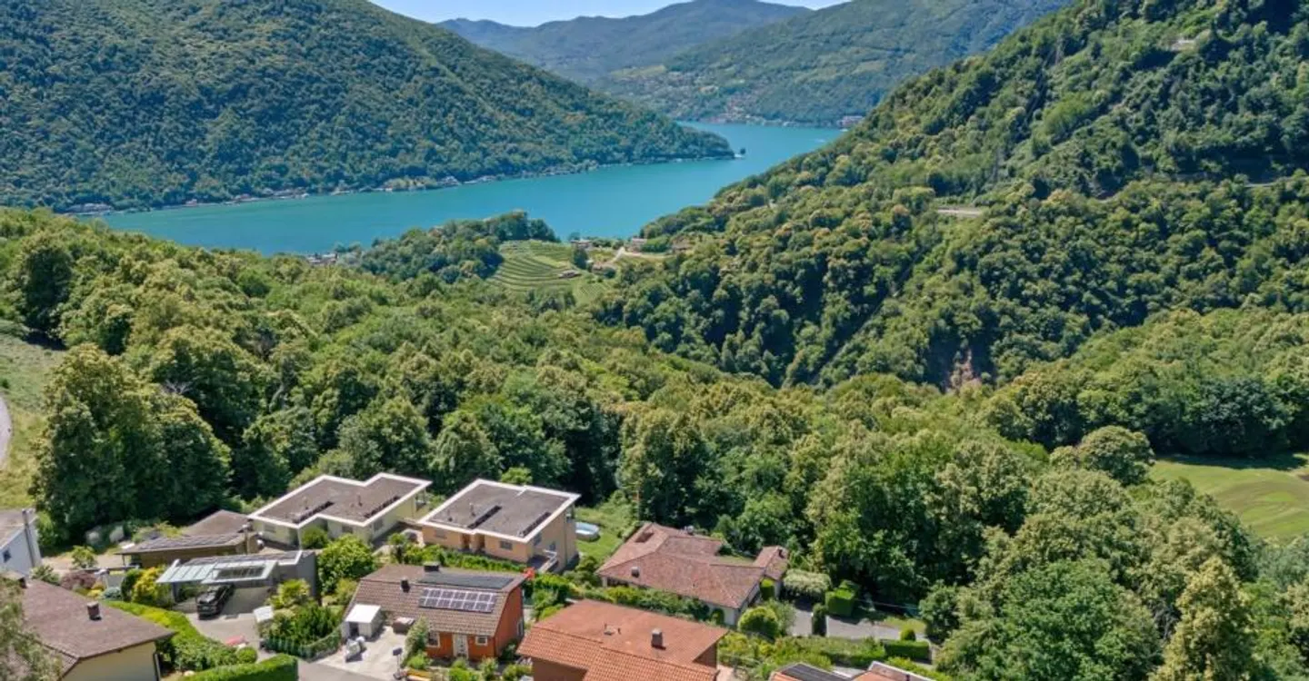 Rovio – Belle maison individuelle avec vue sur le lac et grand potentiel d'extension - Photo 2 sur 13