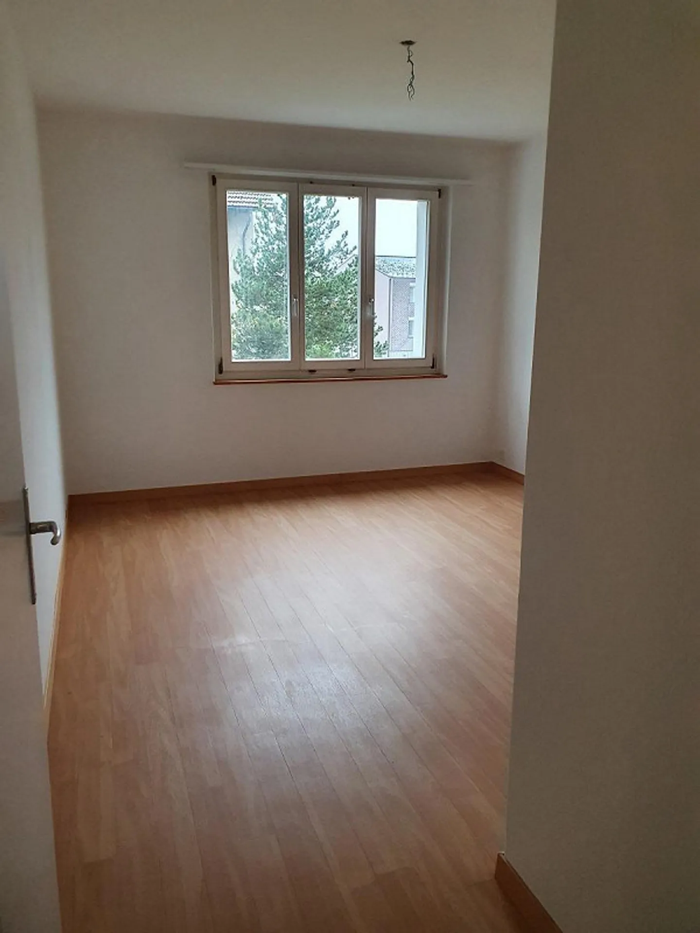 Appartement lumineux de 3 pièces dans un emplacement calme à Münchenbuchsee - Photo 6 sur 9