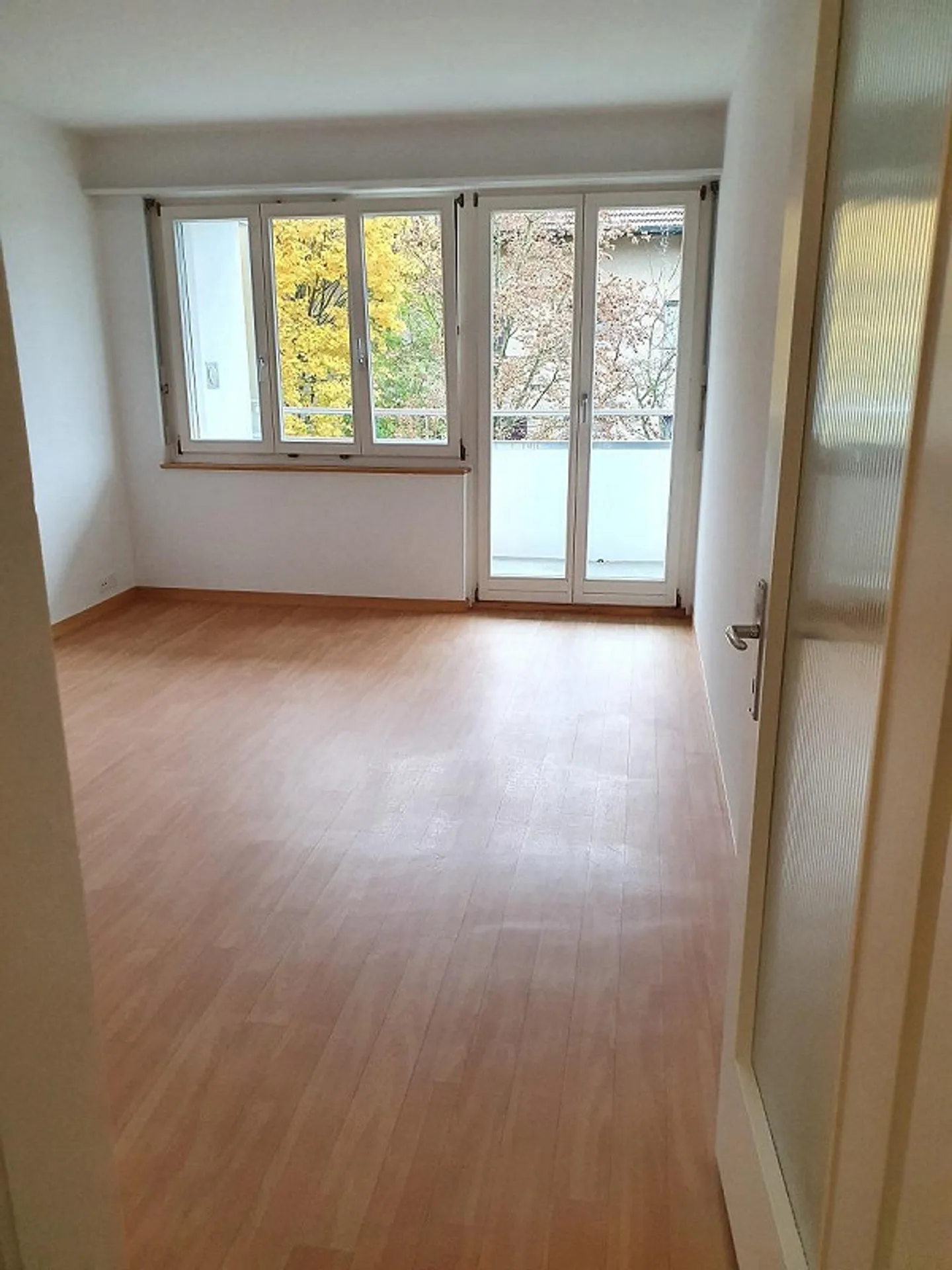 Appartement lumineux de 3 pièces dans un emplacement calme à Münchenbuchsee - Photo 5 sur 9