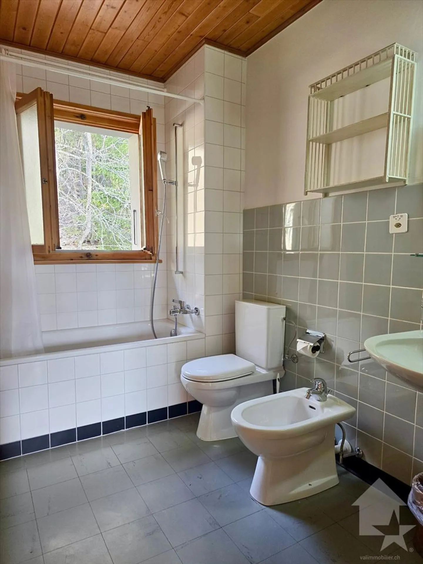 Grande chalet con 2 appartamenti indipendenti - Foto 11 di 13