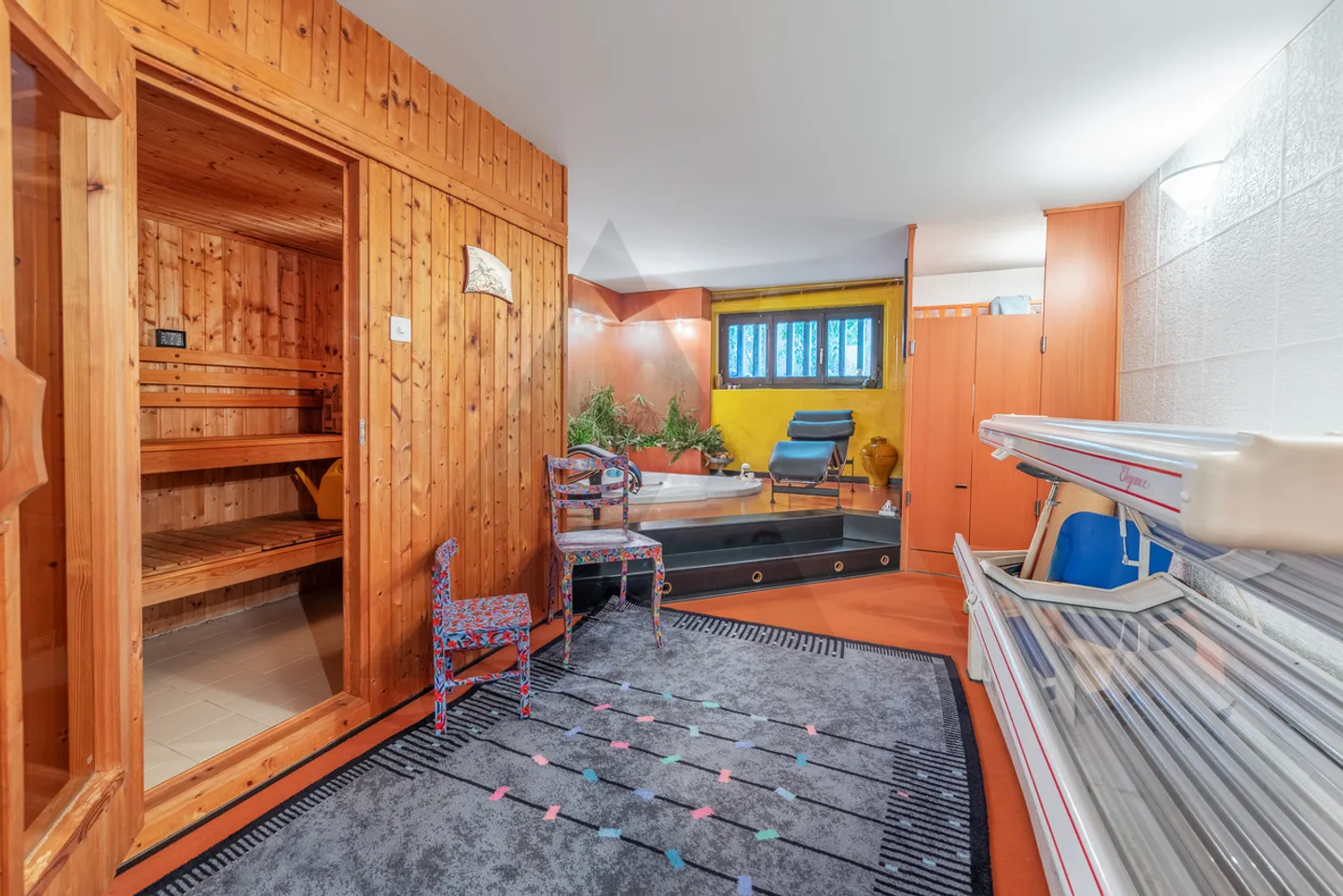 DETACHED HOUSE WITH LARGE LAND IN SAN PIETRO DI STABIO - Photo 11 of 14