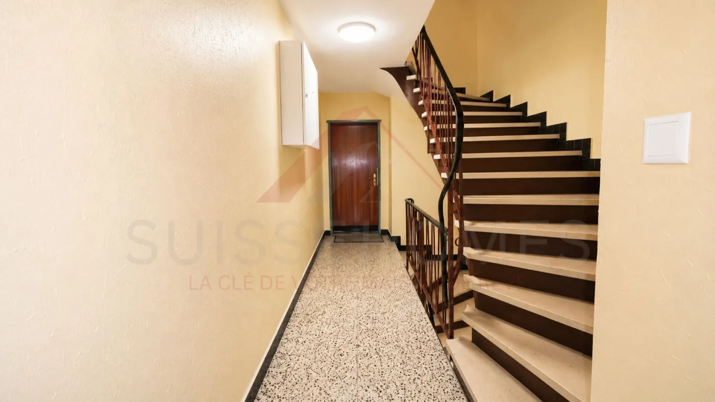 Marly - Appartamento ristrutturato di 3,5 locali con balcone soleggiato e vista verde - Foto 5 di 27