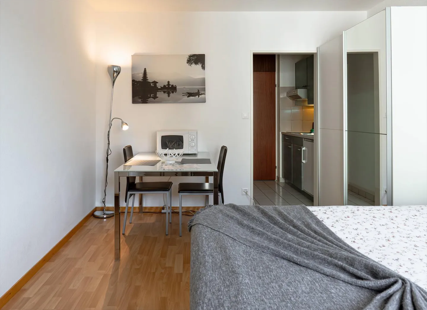 Modernes Studio im Herzen von Lausanne - Foto 3 von 7