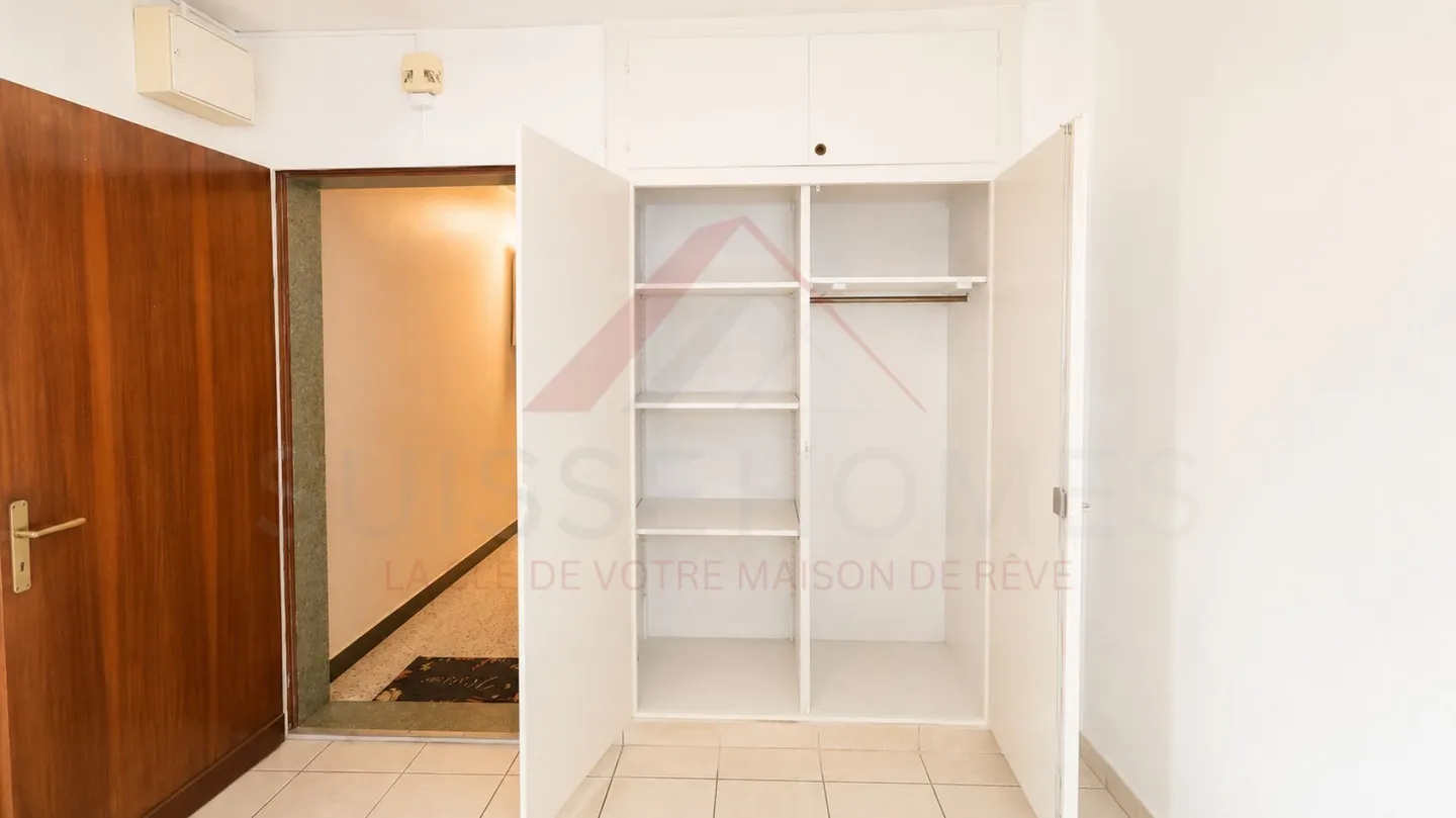 Marly - Appartamento ristrutturato di 3,5 locali con balcone soleggiato e vista verde - Foto 6 di 27