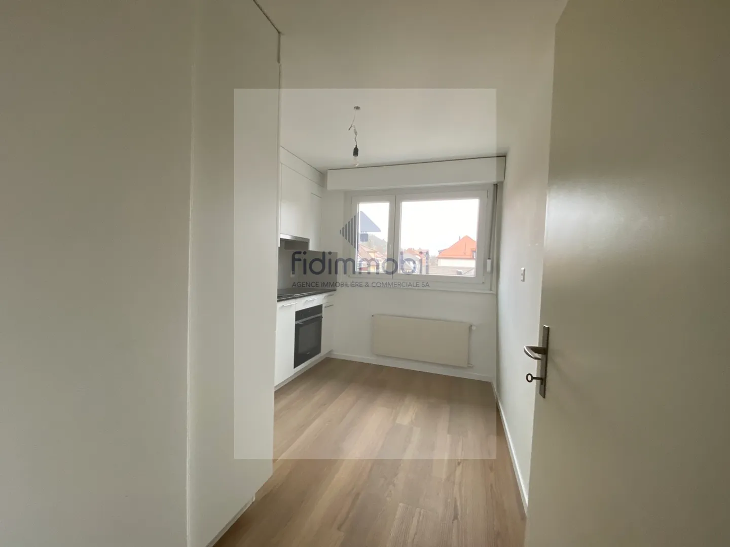 Magnifico appartamento di 4,5 stanze completamente ristrutturato - Foto 2 di 10