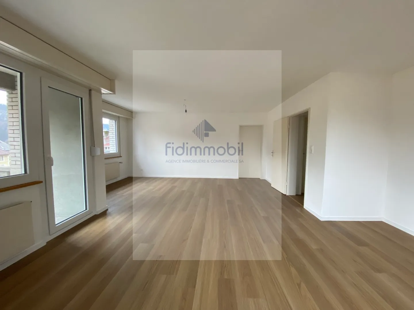 Magnifico appartamento di 4,5 stanze completamente ristrutturato - Foto 4 di 10