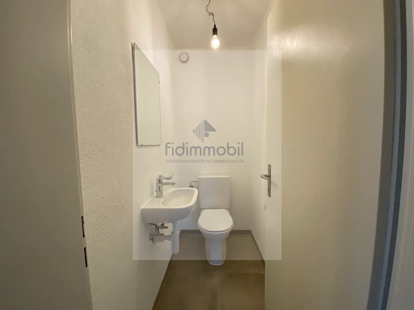 Magnifico appartamento di 4,5 stanze completamente ristrutturato - Foto 9 di 10