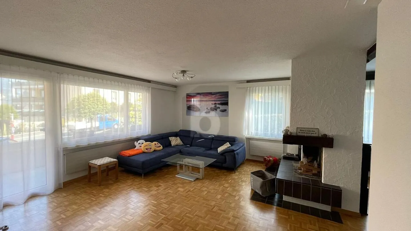 BRIGHT ROOMS IN A GREAT LOCATION - Photo 1 of 6