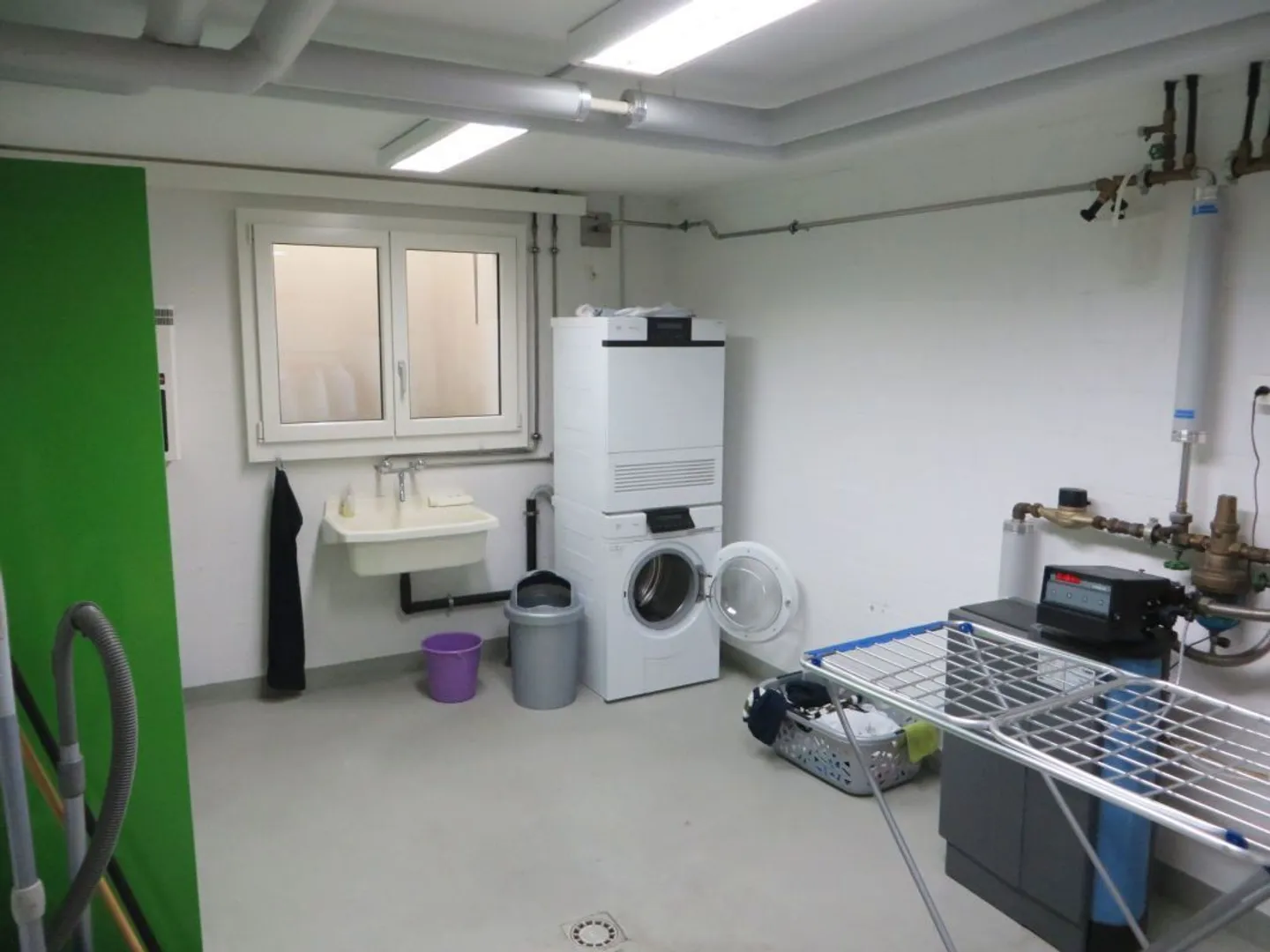 Casa bifamiliare ben curata in un tranquillo quartiere residenziale - Foto 13 di 17