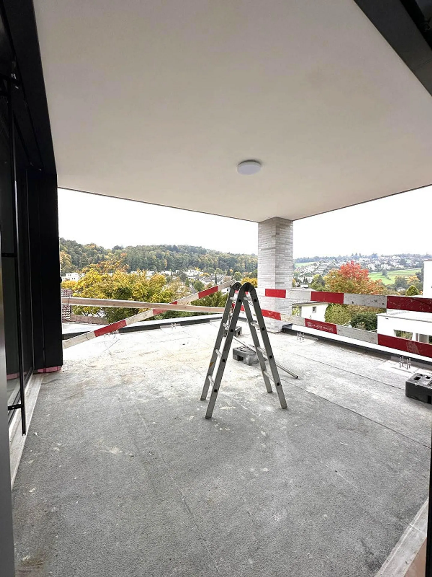 Newly built first occupancy: Exclusive 3.5-room apartment with the latest equipment - Photo 16 of 17
