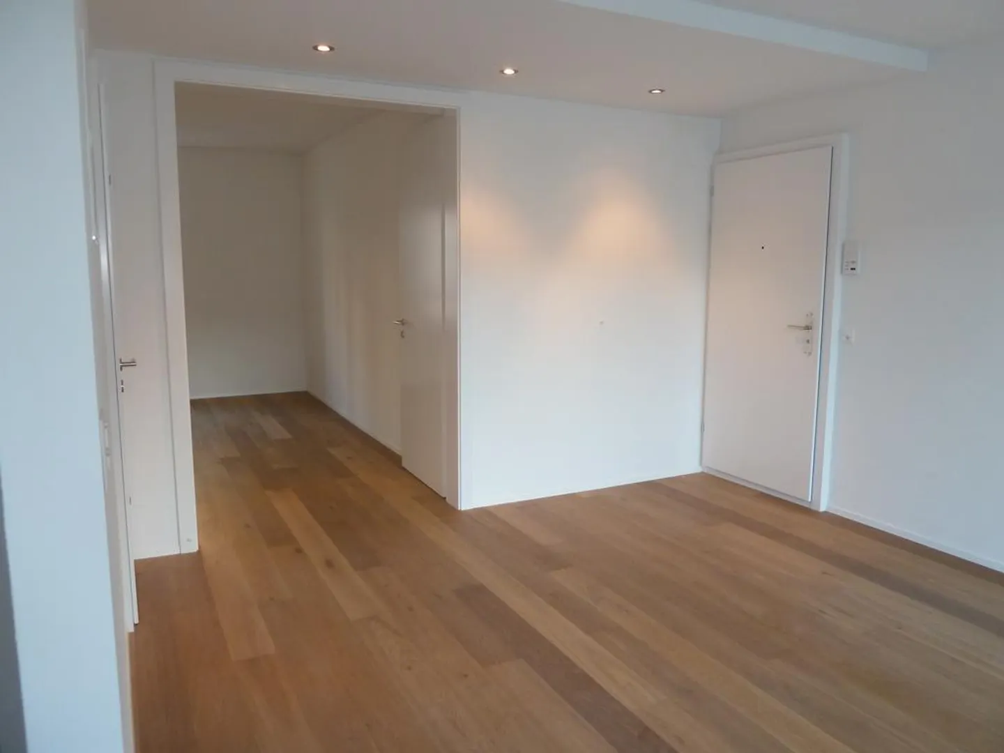 Helle Wohnung nahe Lochergut - Foto 2 von 7