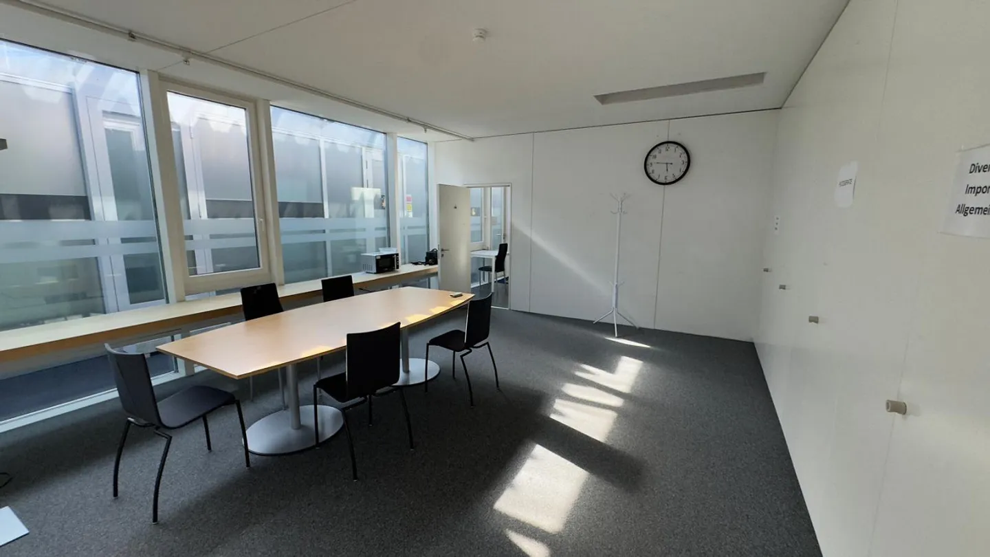 Spacious office and commercial space in the industrial zone of Schaffhausen - Photo 12 of 14