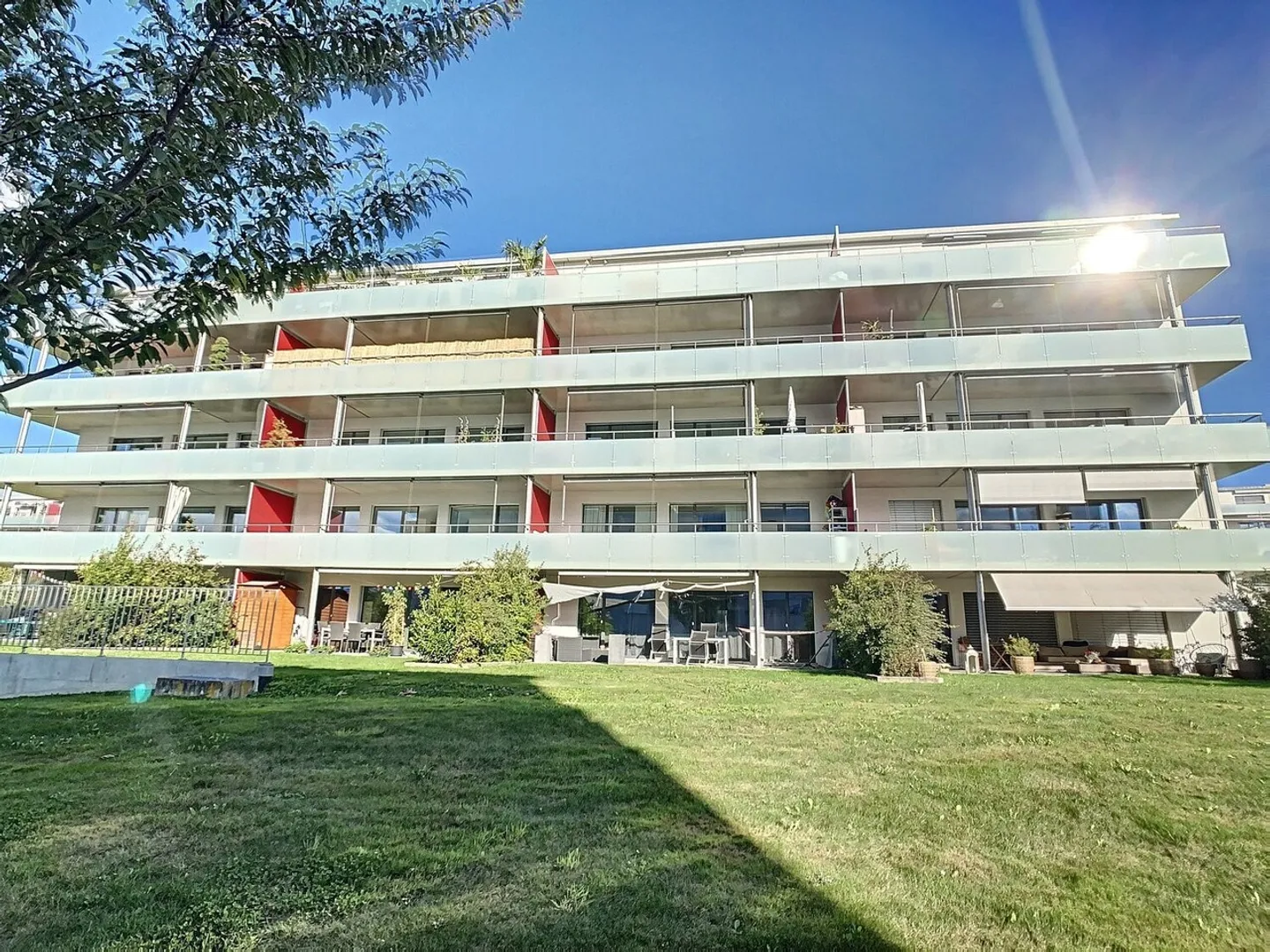 SUPERB WOHNUNG IN ESTAVAYER-LE-LAC - Foto 2 von 3