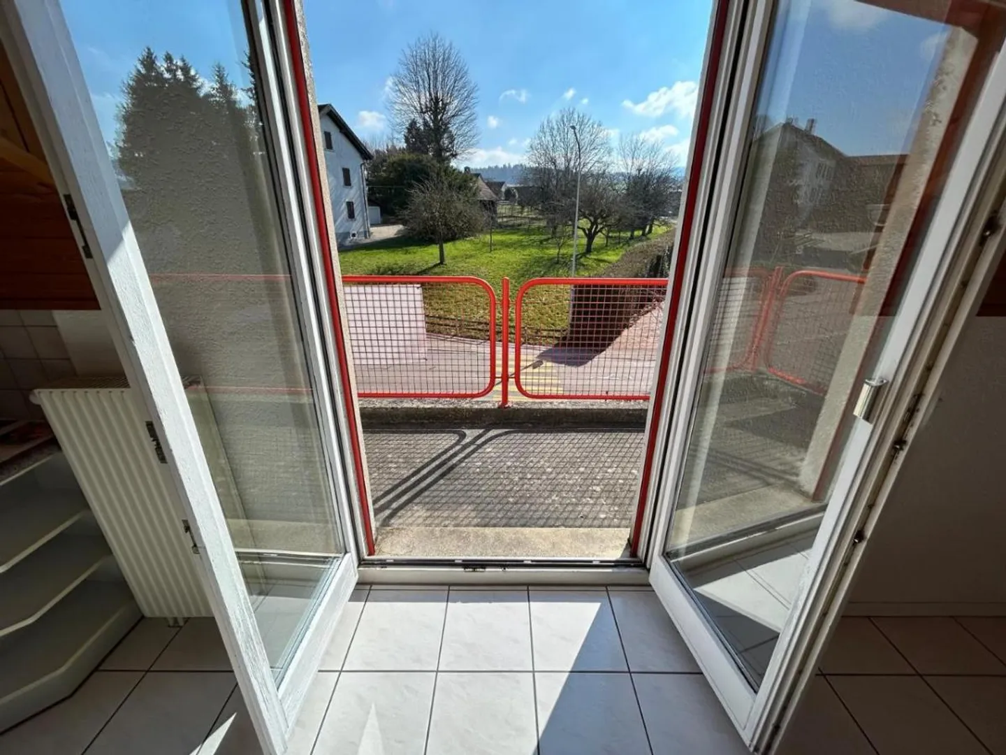 Attic apartment with 4.5 rooms - Photo 5 of 5