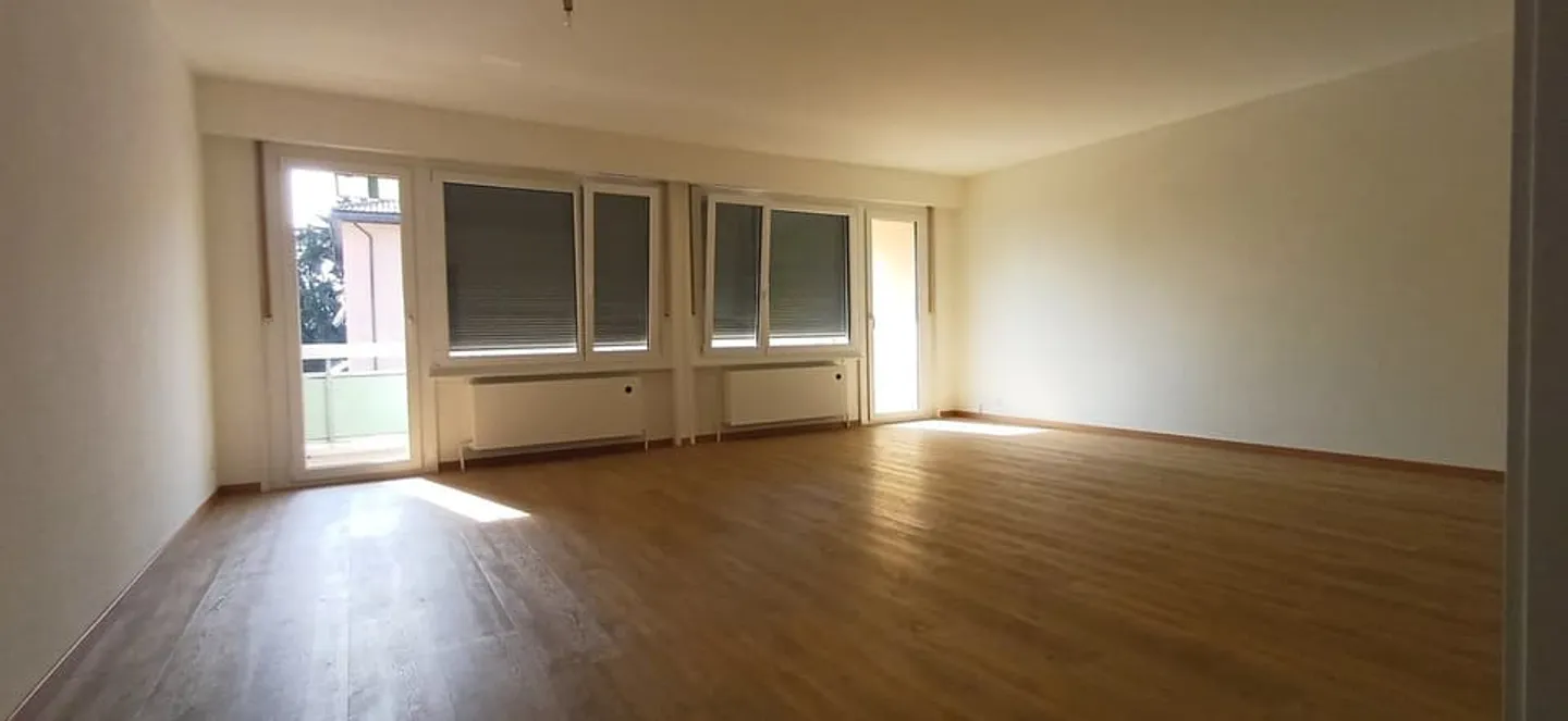 Rare occasion. Bright 3.5 room apartment for sale. CHF 788,000 - Photo 1 of 12