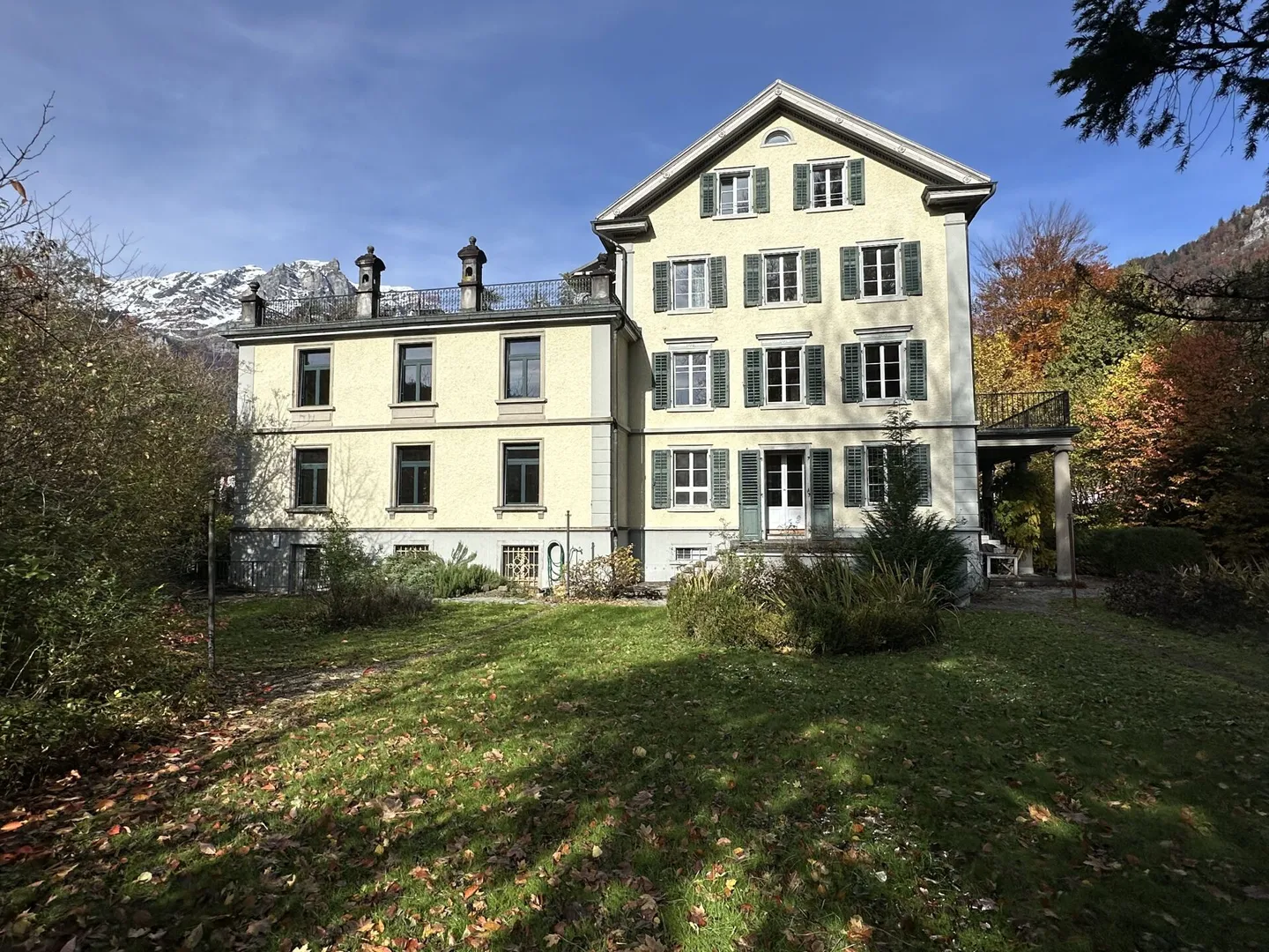 Appartement unique avec grande surface habitable dans un emplacement ensoleillé - Photo 2 sur 11