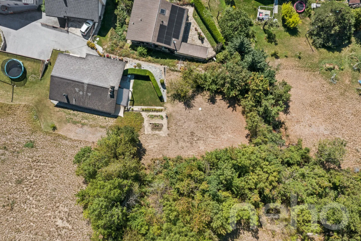 Terrain constructible à vendre - Photo 2 sur 12