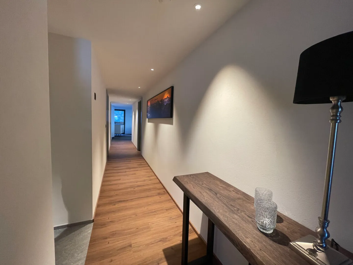 Appartement de résidence hôtelière avec revenus locatifs à Saas-Fee (unité WA 41 & - Photo 6 sur 13