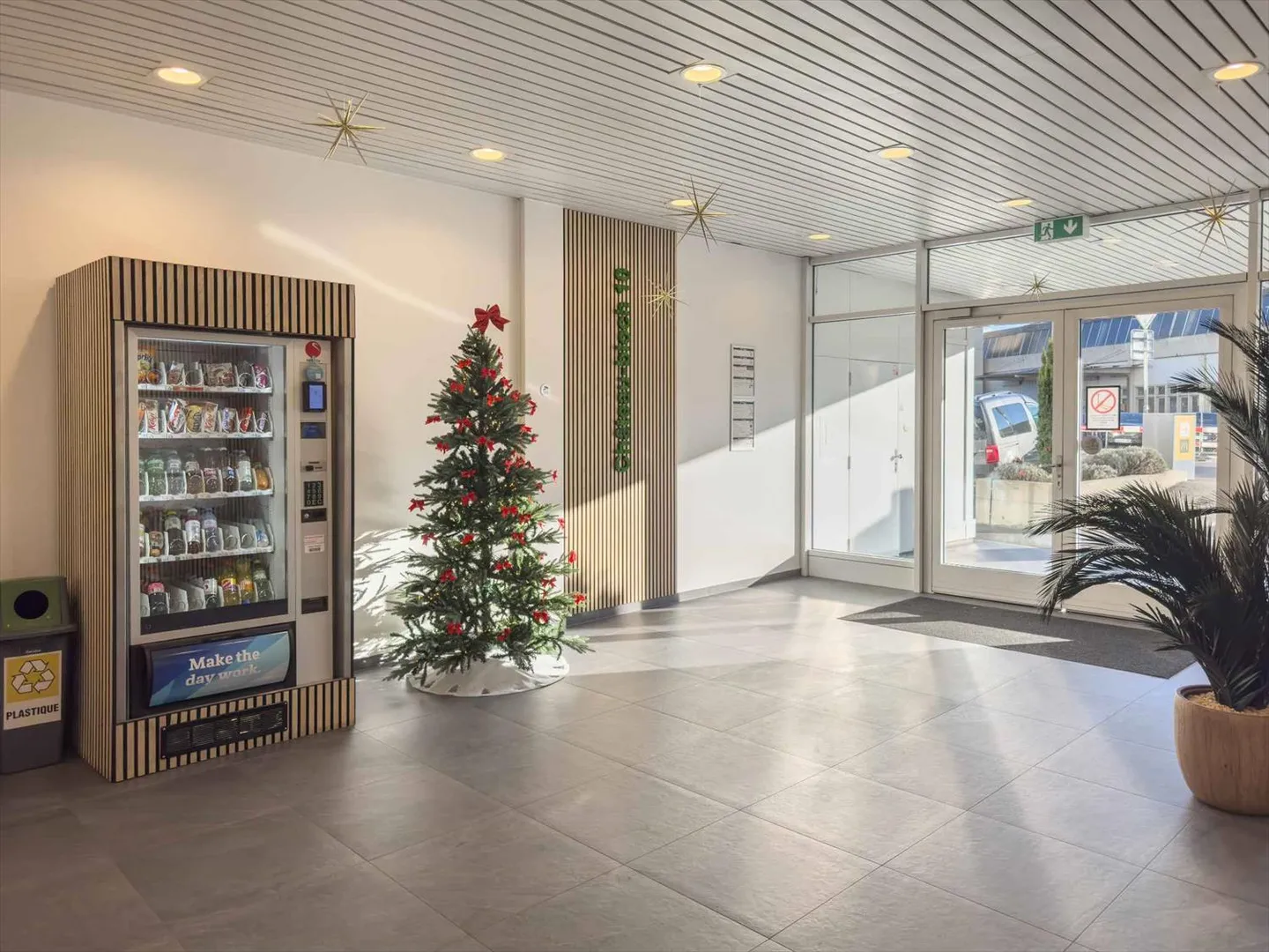 Werkstatt/Büro von 45 m² in einem Industriegebäude in Lignon - Foto 2 von 8