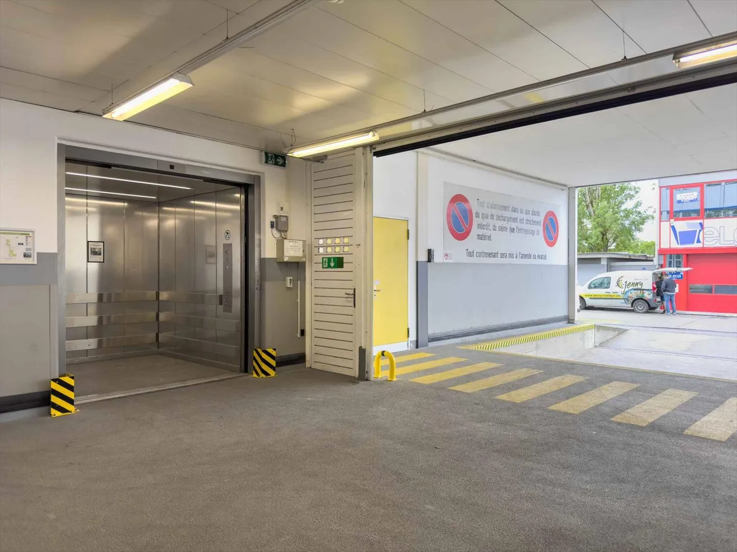 Werkstatt/Büro von 45 m² in einem Industriegebäude in Lignon - Foto 4 von 8