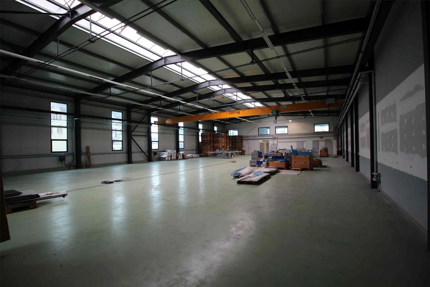 Moderne Industriehalle in Au - Foto 5 von 12
