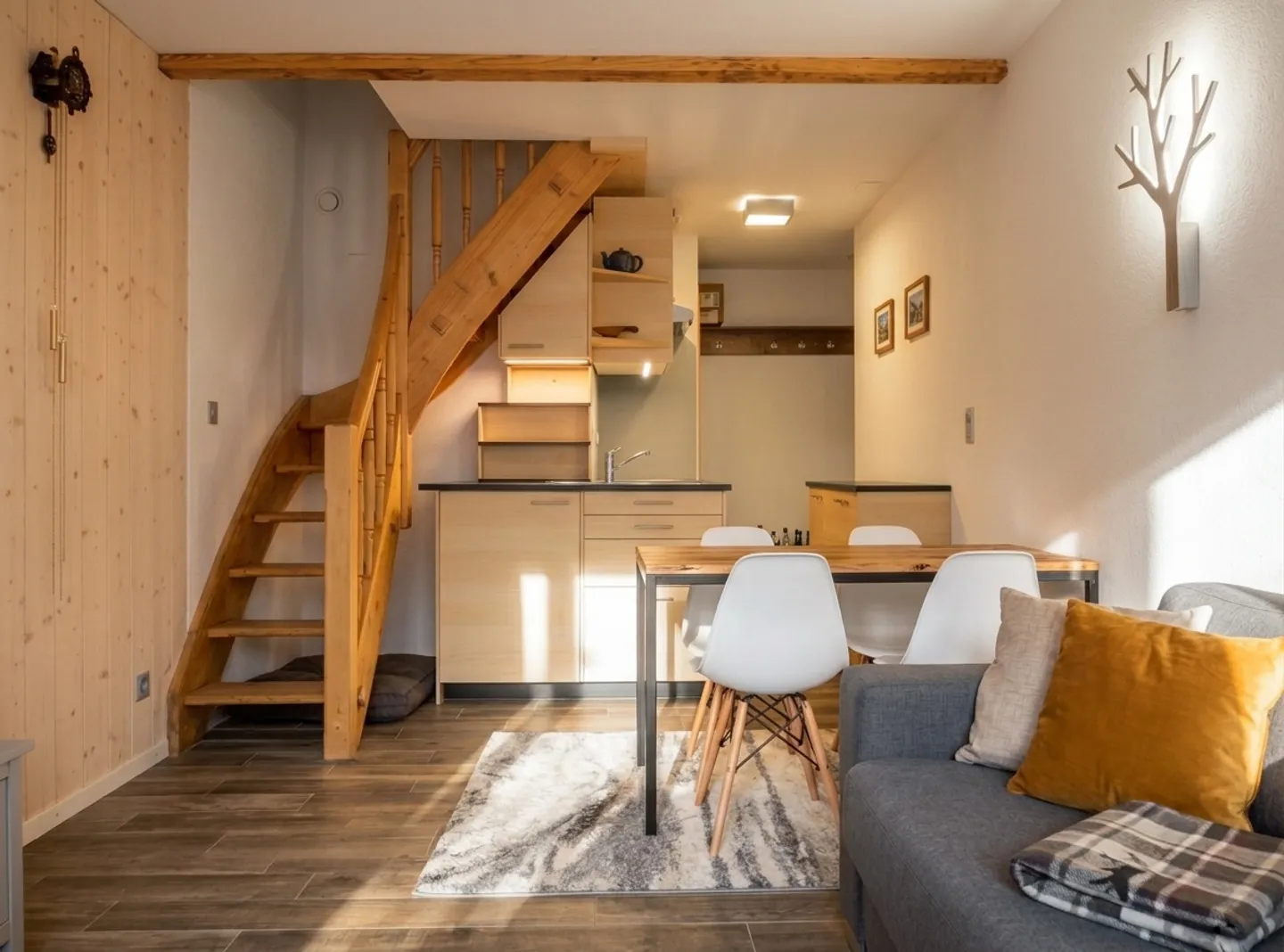 Renovated duplex for sale in Torgon with mountain views - Photo 2 of 8