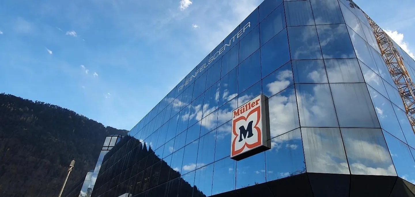 Office / Commercial / Practice / Studio: 591 m2 for rent in Chur West - Photo 2 of 8