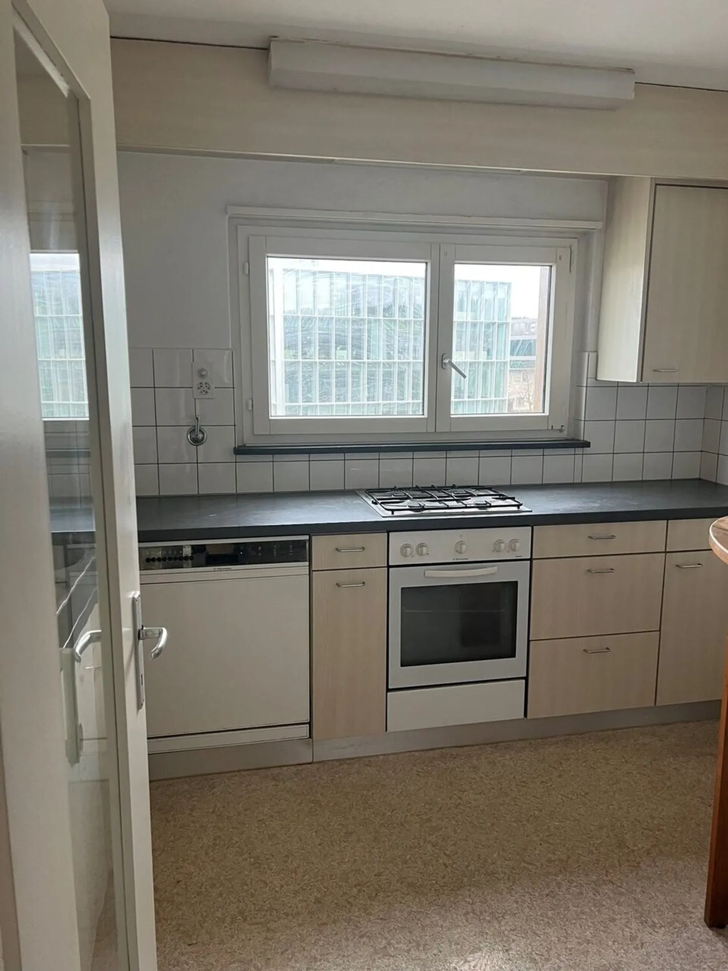 Apartment for rent - Photo 1 of 6