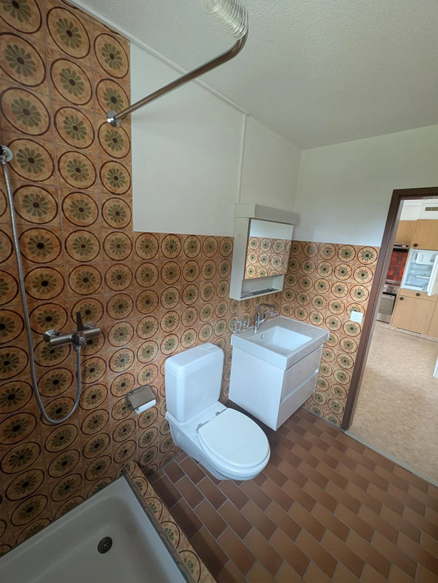 1.5 Room Apartment in Trin - Photo 4 of 5