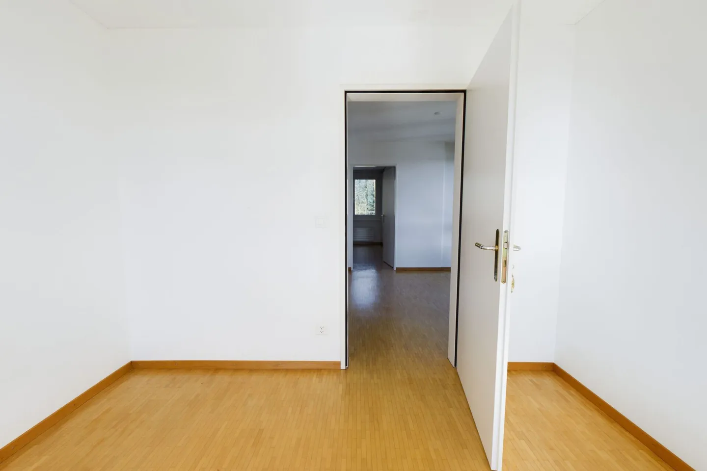 Appartement lumineux de 4,5 pièces avec vue sur le lac - Photo 12 sur 20