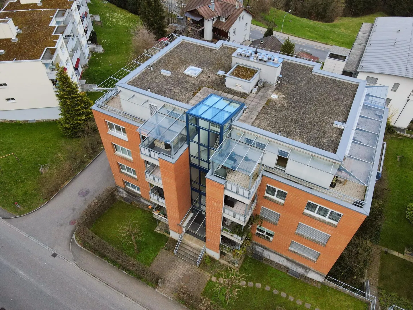 Appartement lumineux de 4,5 pièces avec vue sur le lac - Photo 18 sur 20