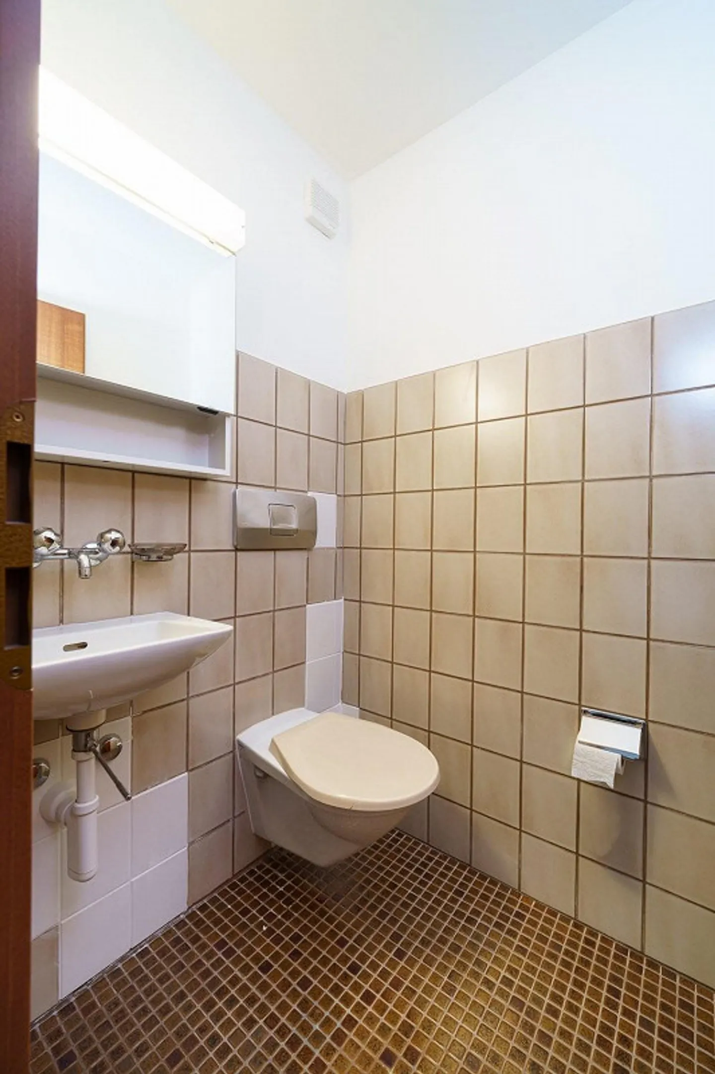 Appartement lumineux de 4,5 pièces - 100 m² pour le confort - Photo 9 sur 10