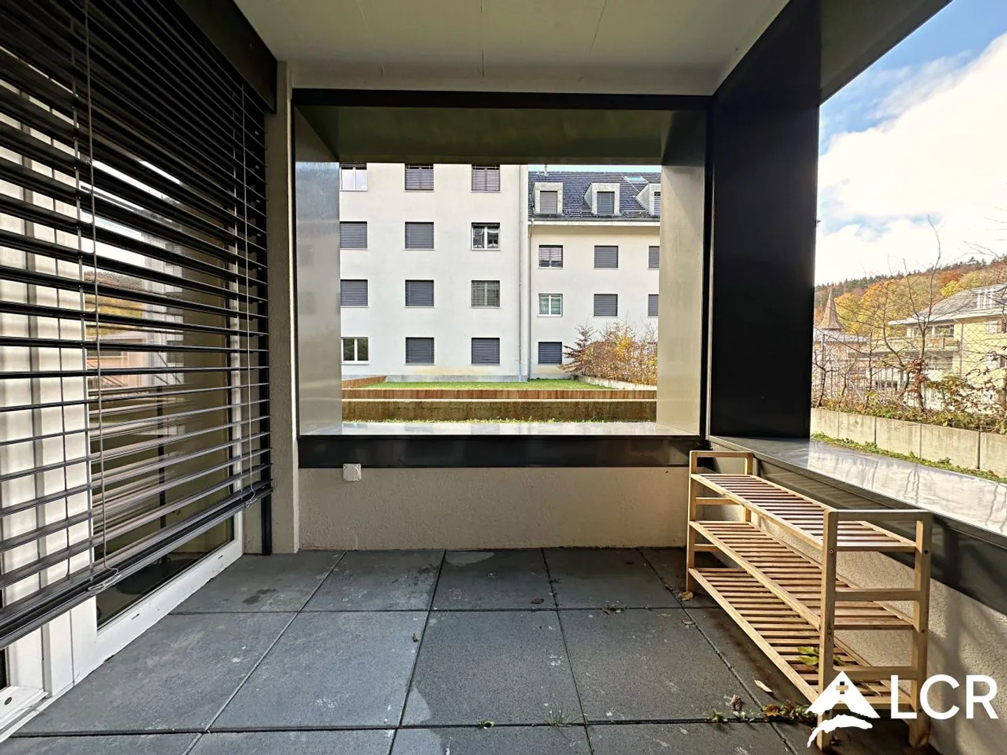 Beau studio meublé - terrasse - 100m de la gare - Photo 5 sur 5